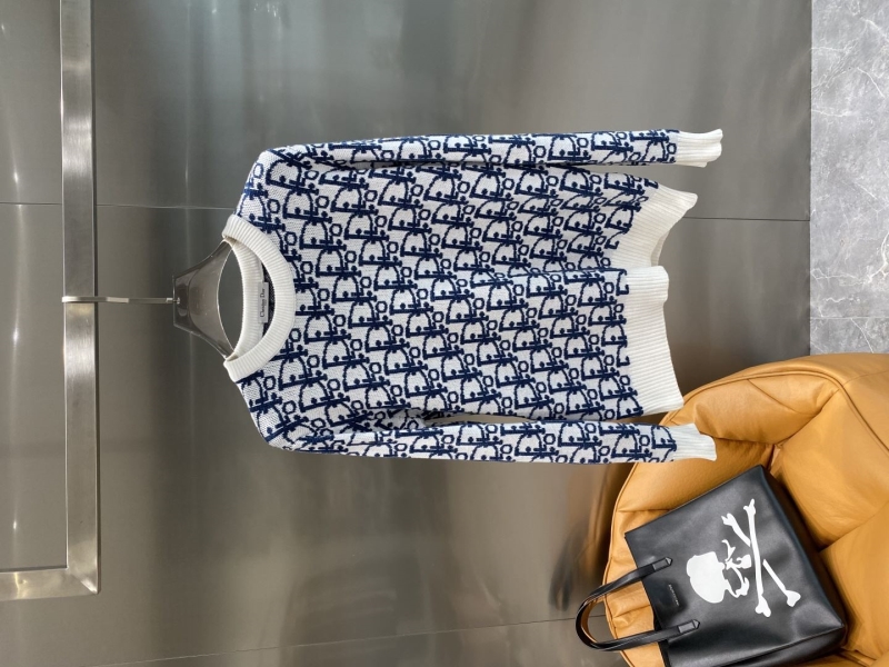 chr1st1an D10r sweaters